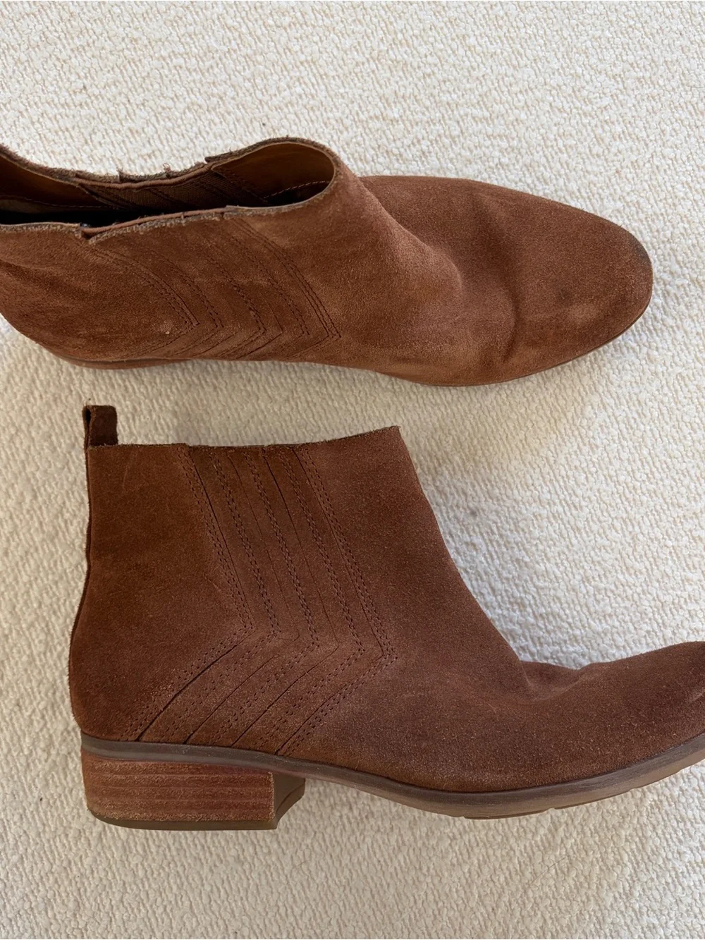 Korks Brown Suede Ankle Booties